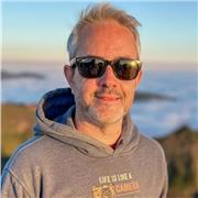 Experto en Visitas Virtuales 360°, enseño a fotógrafos, diseñadores y profesionales a crear experiencias inmersivas e interactivas